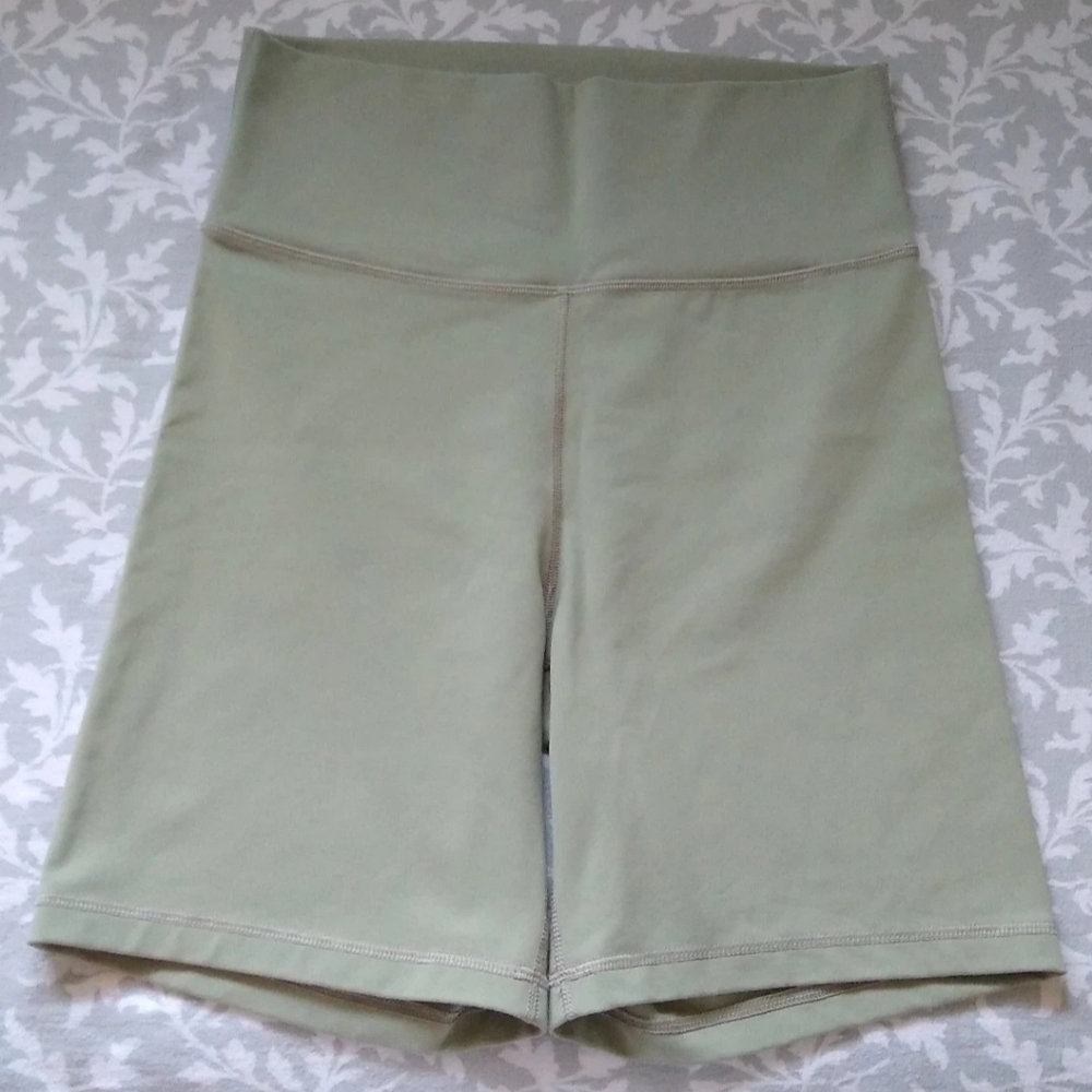 TNA TNALIFE Atmosphere Super Hi-Rise 7" Bike Short, NWOT, SZ L